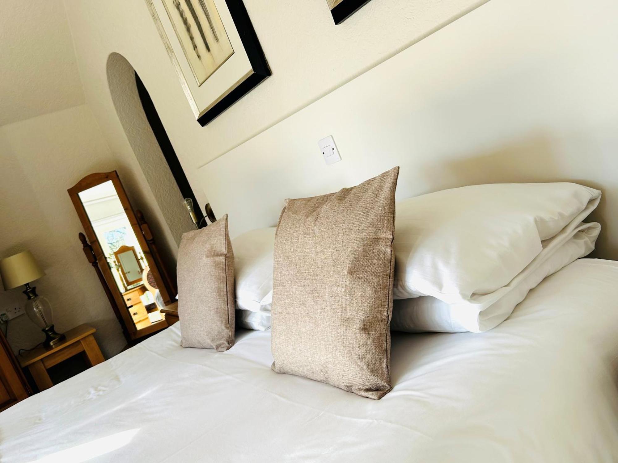 The Bentley Brook Inn Ashbourne  Extérieur photo